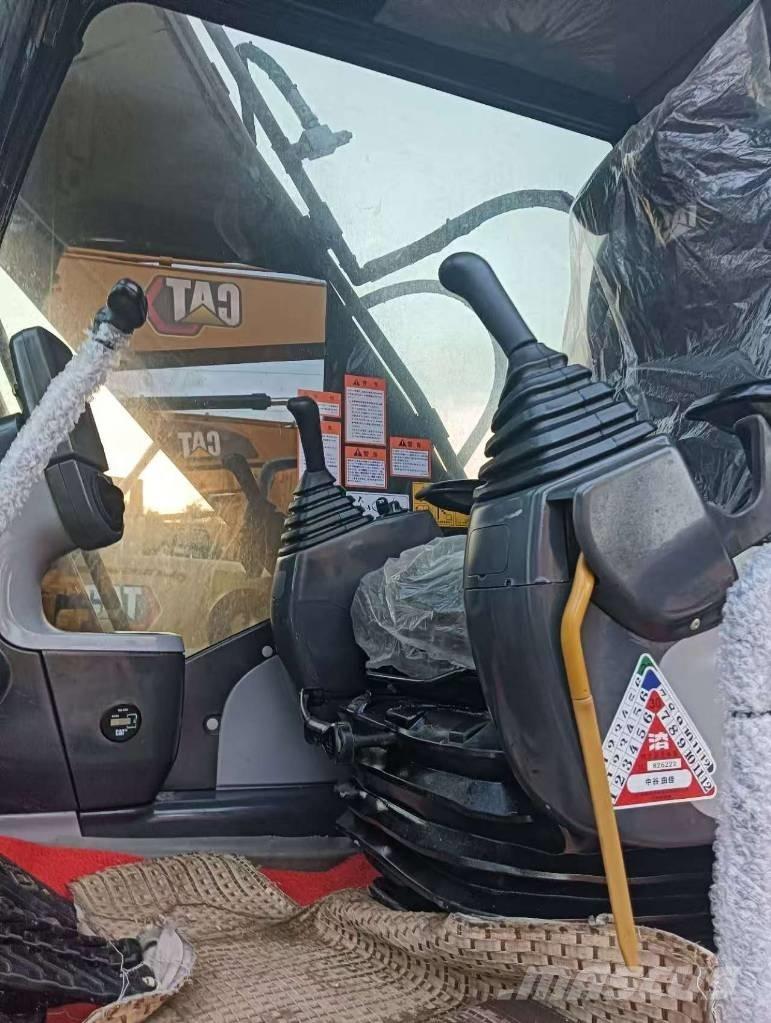 CAT 324 D2 L Escavadoras de rastos