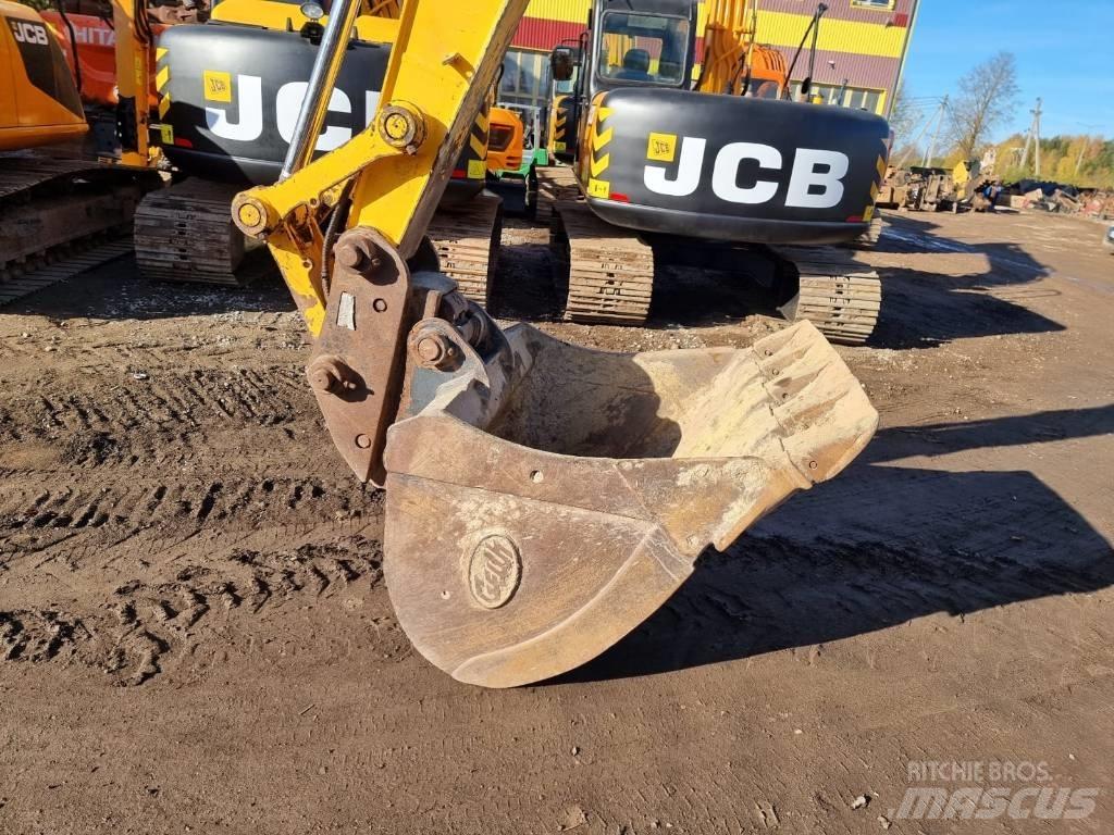 JCB JS 130 LC T4i Escavadoras de rastos