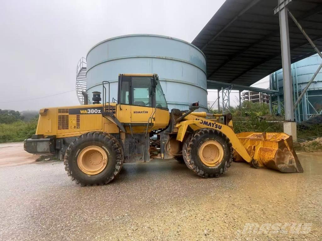 Komatsu WA 380Z-6 Pás carregadoras de rodas