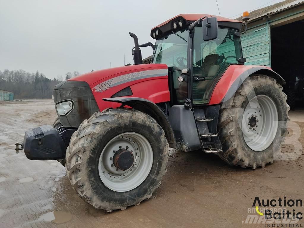 McCormick E-PLUS Tratores Agrícolas usados