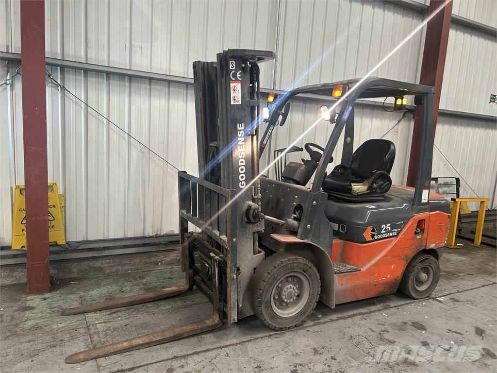  FD25 Empilhadores Diesel