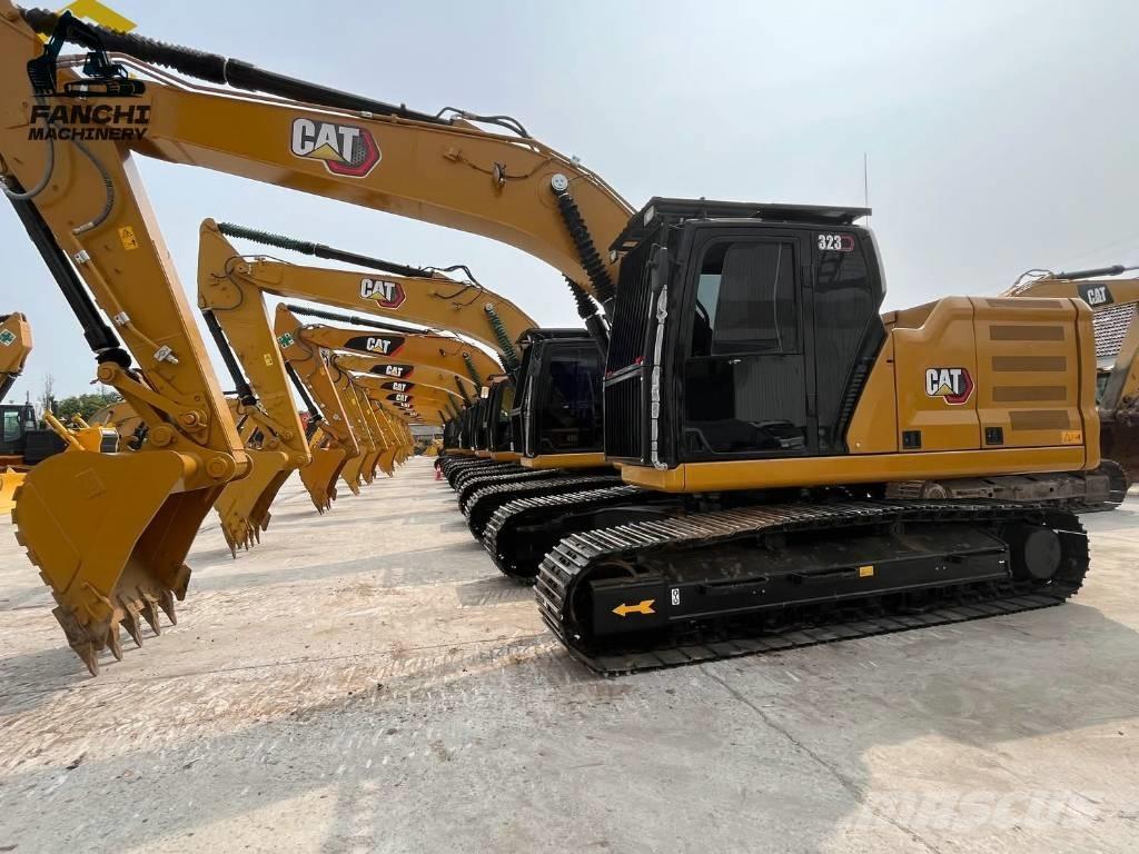 CAT 323 Escavadoras de rastos