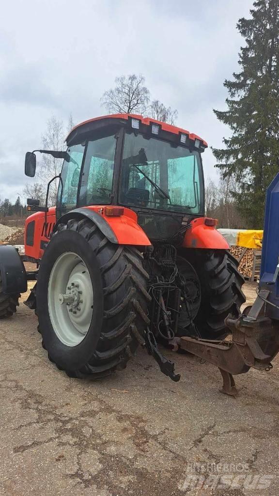 MTZ 2022.3 Tratores Agrícolas usados