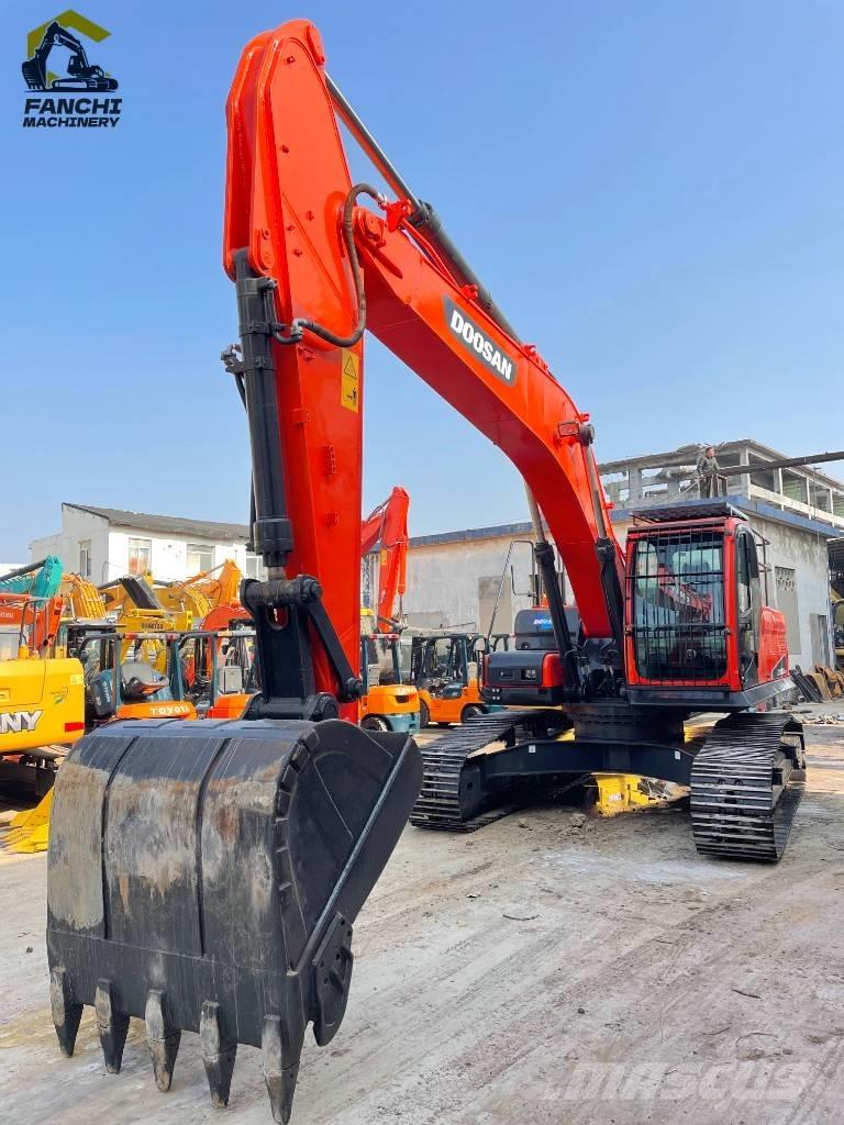 Doosan DX 300 LCA Escavadoras de rastos