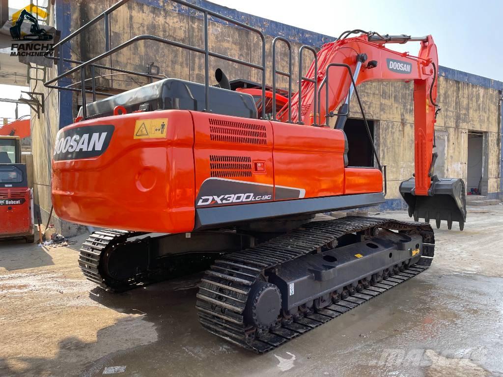 Doosan DX 300 LCA Escavadoras de rastos