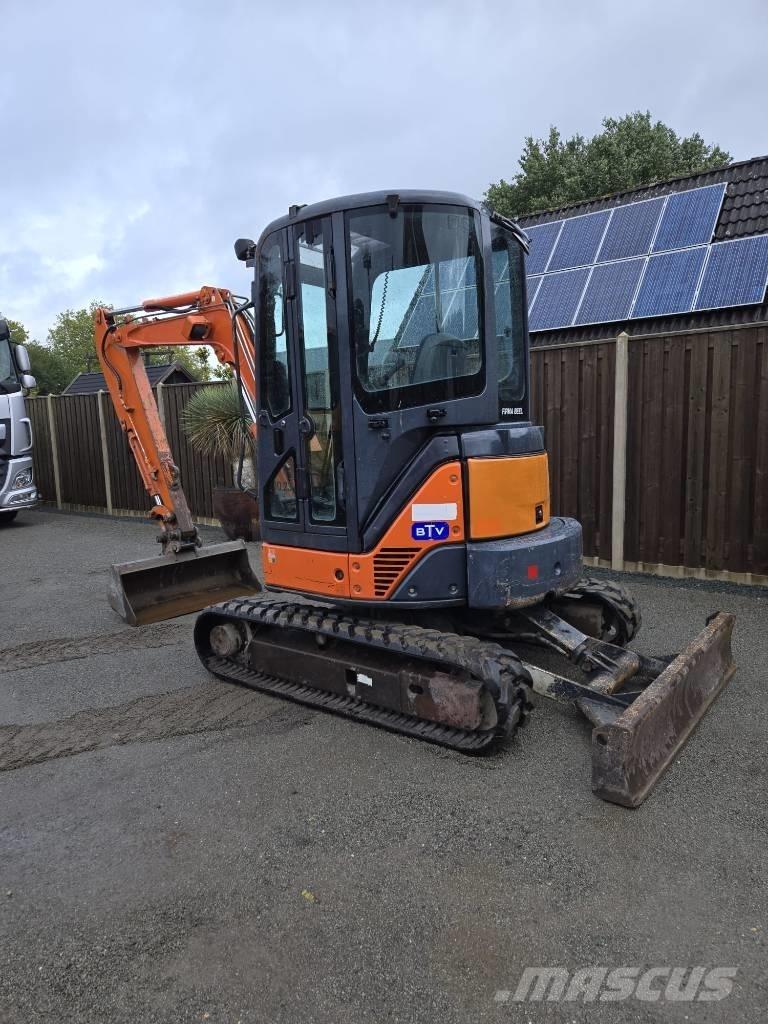 Hitachi ZX 35 U-2 Mini Escavadoras <7t