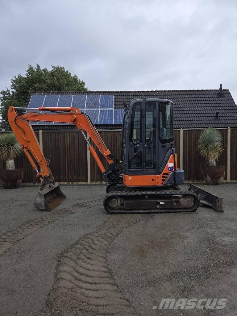 Hitachi ZX 35 U-2 Mini Escavadoras <7t