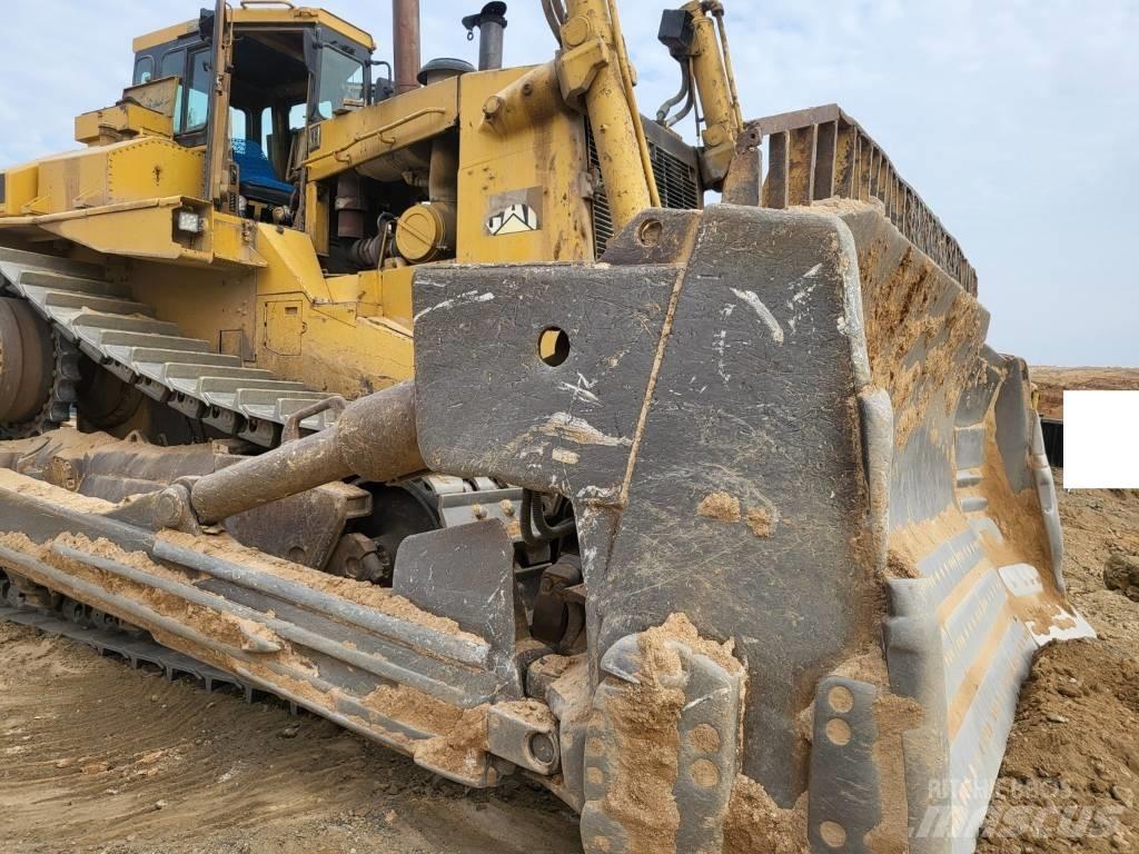 CAT D11N Dozers - Tratores rastos