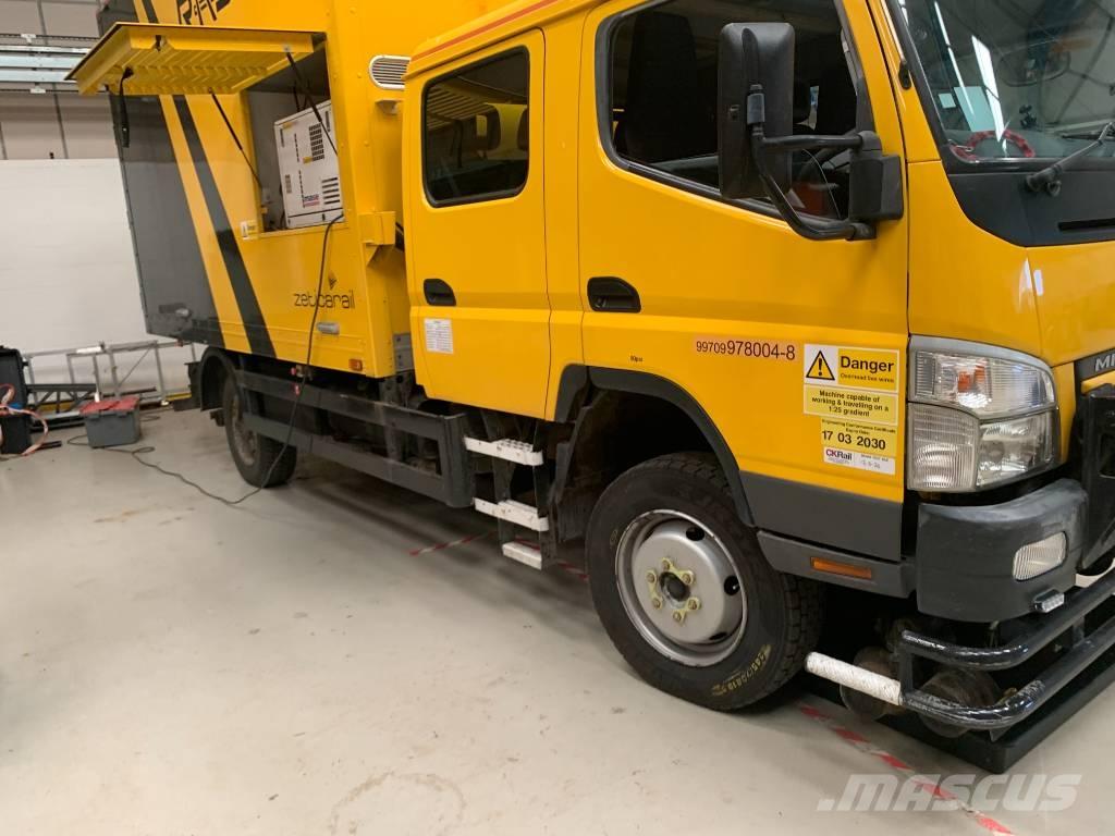 Mitsubishi Canter Equipamento de Construção de Linha Férrea