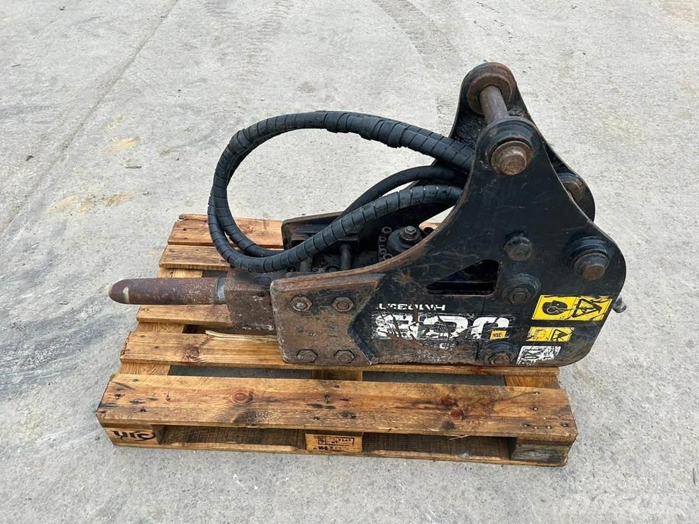 JCB HM033T Retroescavadoras