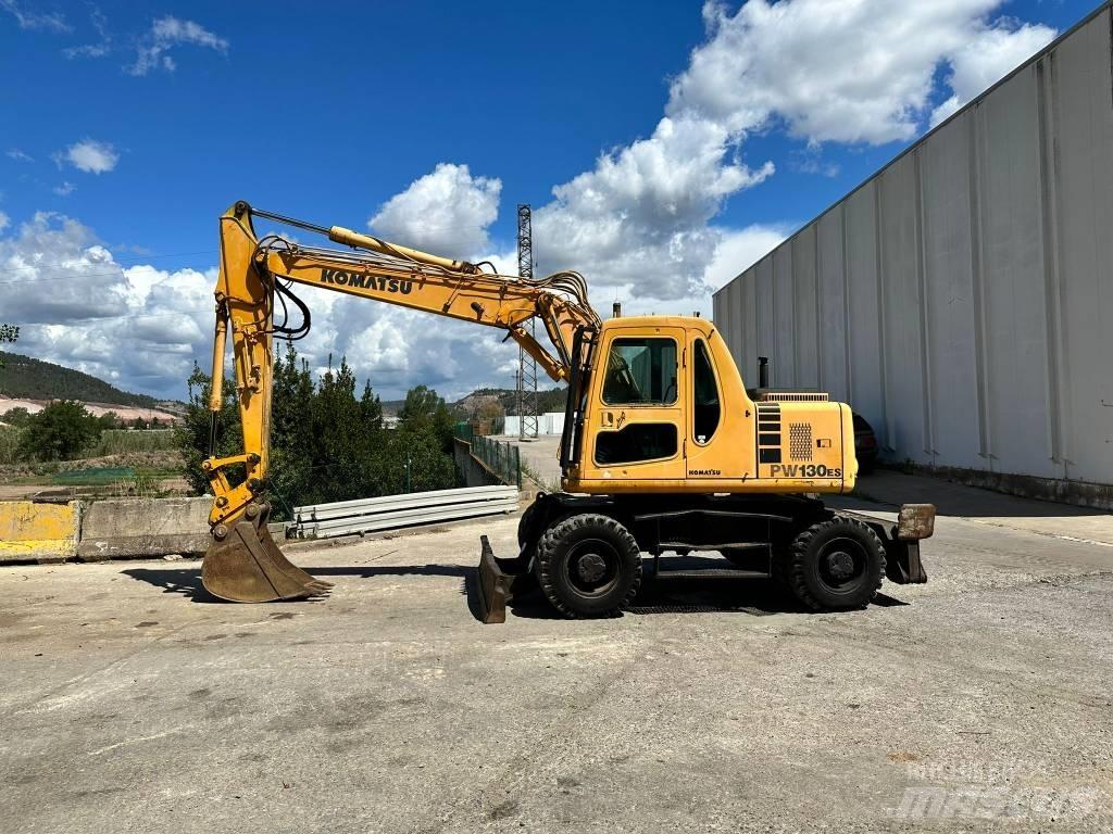 Komatsu PW130 ES-6K Escavadoras de rodas