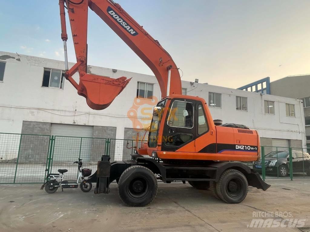 Doosan DH210W-7 Escavadoras de rodas