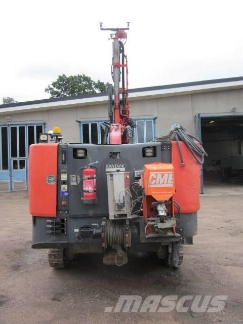 Sandvik DC 410 Ri Perfuradoras de superfície