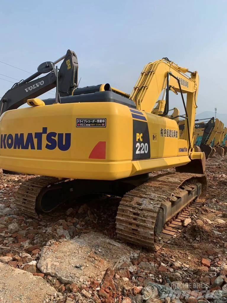 Komatsu PC 220-8 Escavadoras Midi 7t - 12t