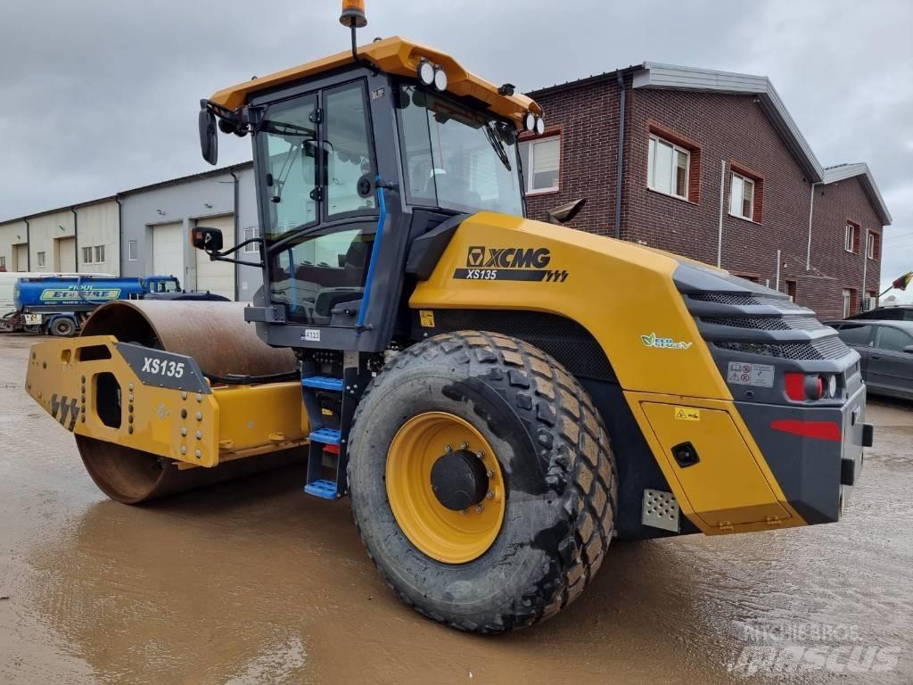 XCMG XS 135 Cilindros Compactadores monocilíndricos
