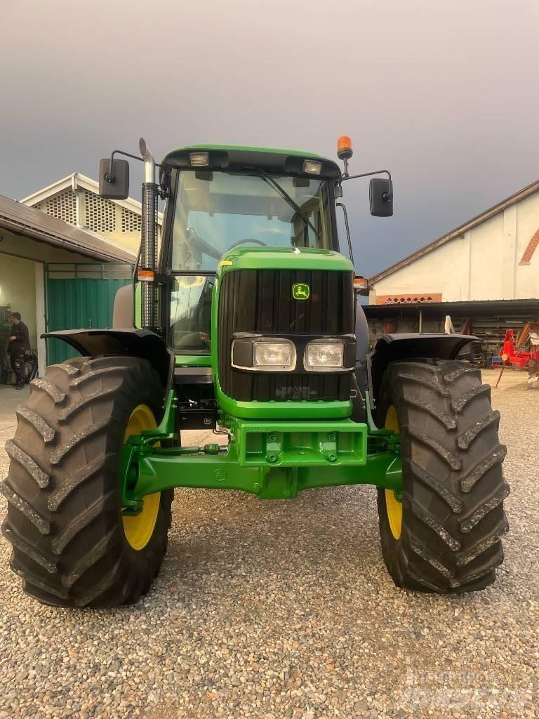 John Deere 6520 SE0 Tratores Agrícolas usados