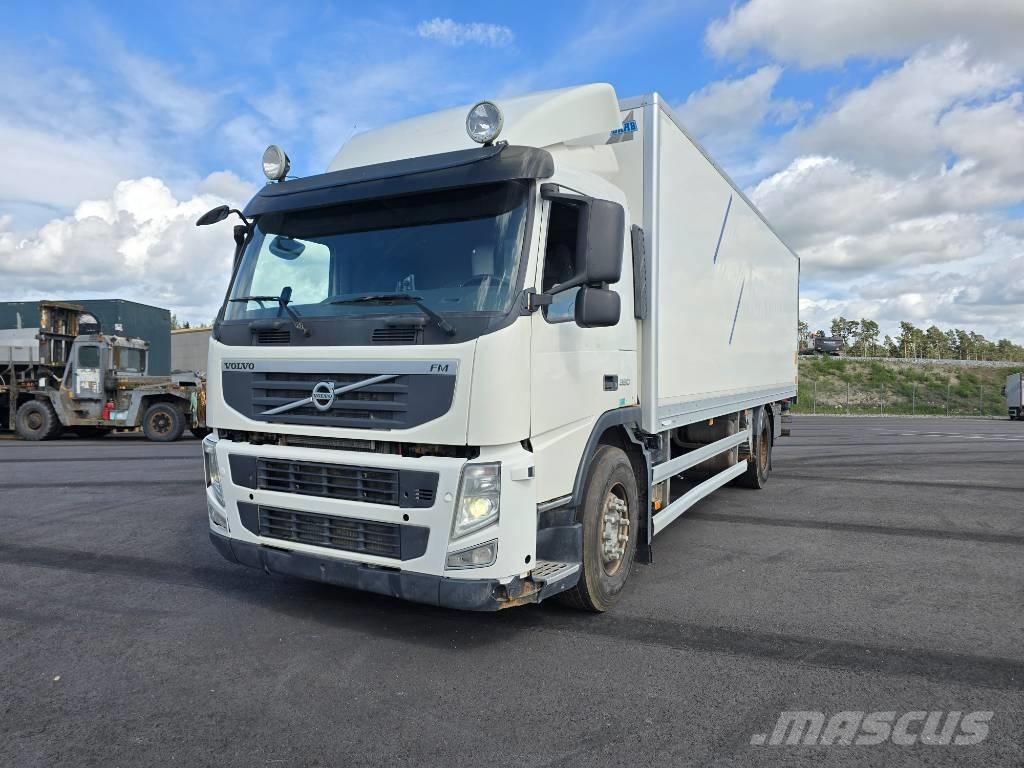 Volvo FM 380 Camiões de caixa fechada