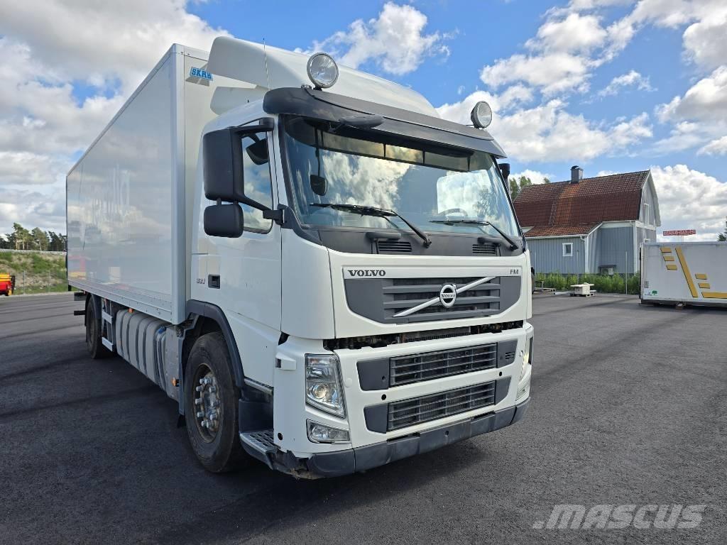 Volvo FM 380 Camiões de caixa fechada