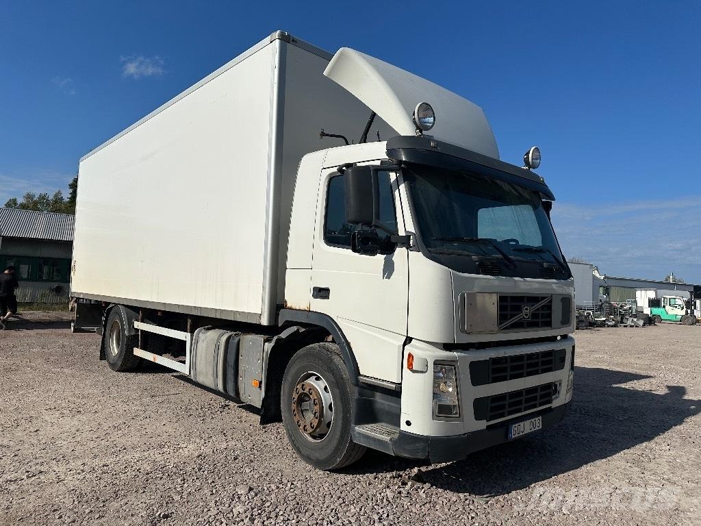 Volvo FM9 Skåpbil Camiões de caixa fechada