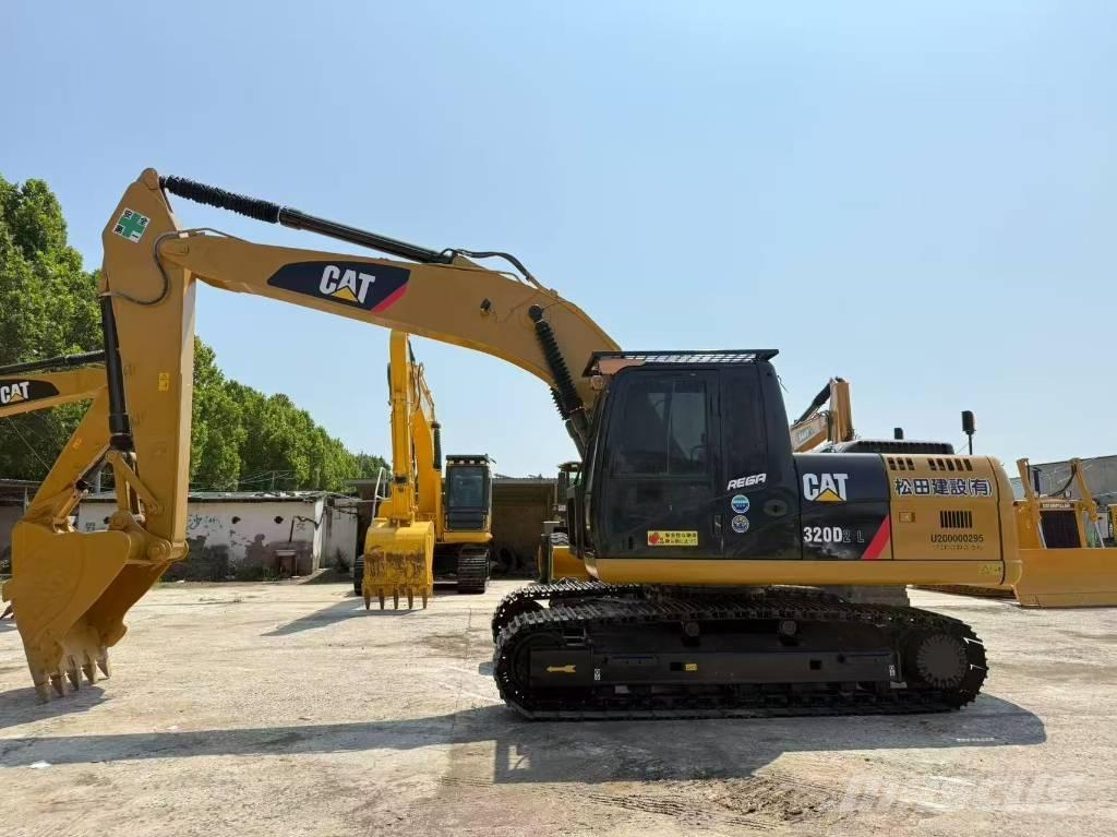 CAT 320D Escavadoras de rastos