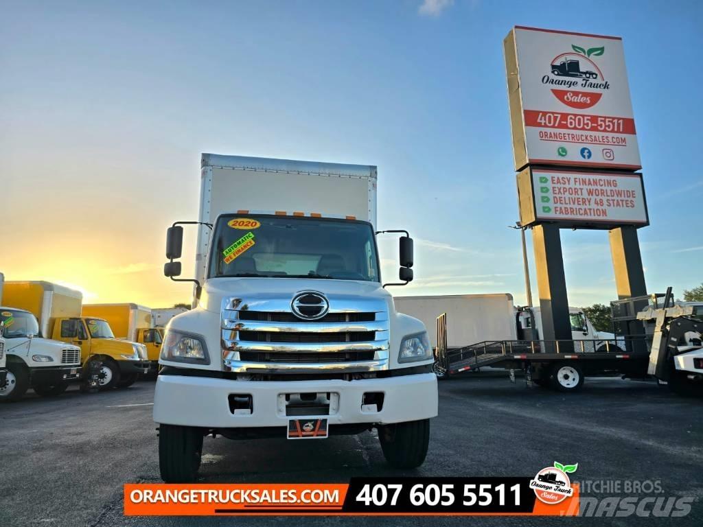 Hino 268 A Camiões de caixa fechada