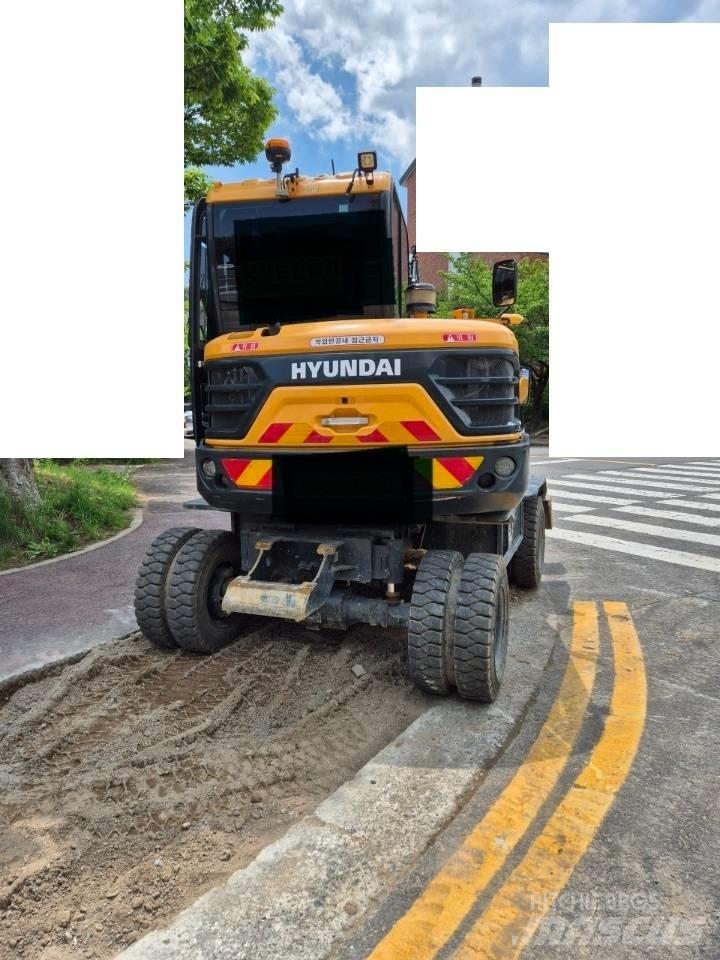 Hyundai 65A Escavadoras de rodas