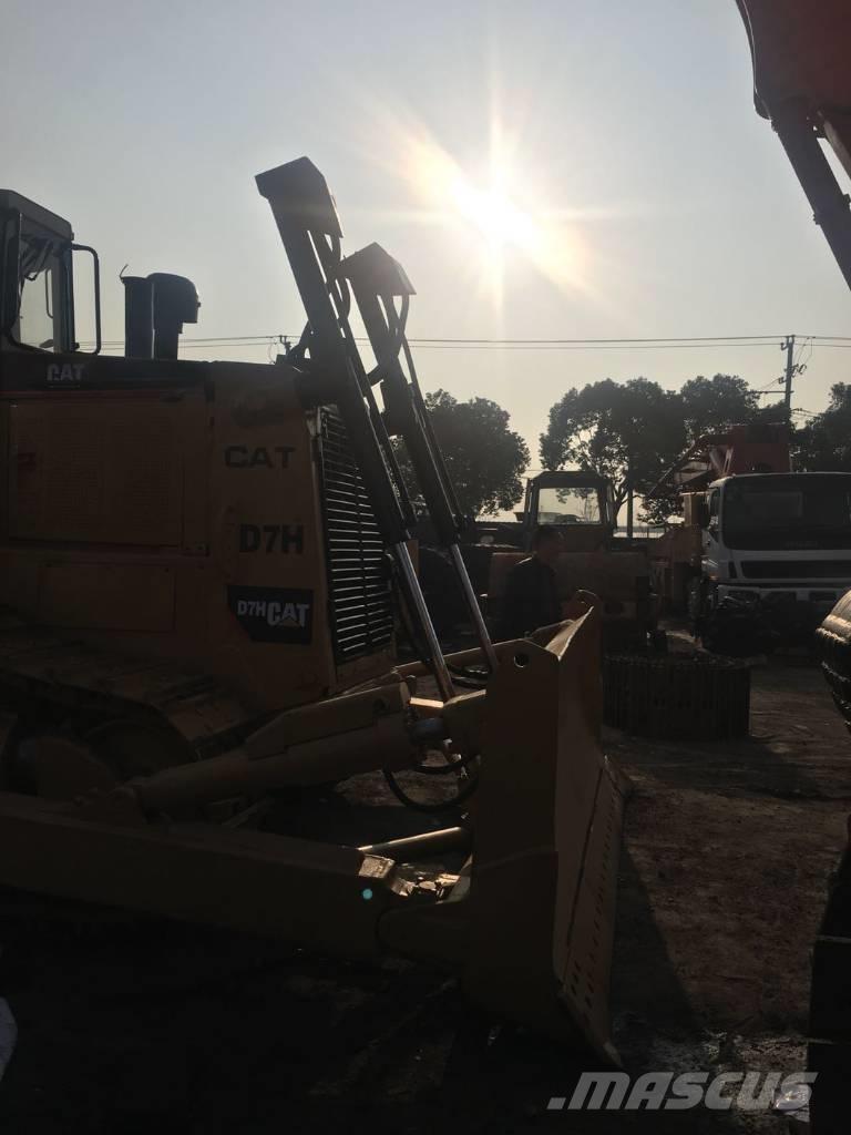 CAT D7H Dozers - Tratores rastos