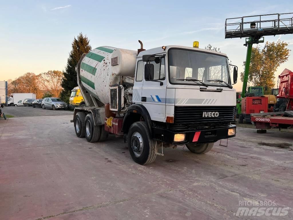 Iveco 330-30 Camiões de betão