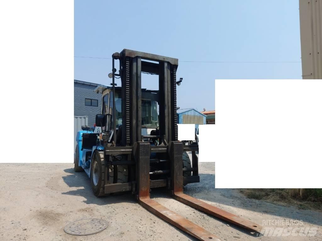 SMV SL17-1200A Empilhador para operador externo