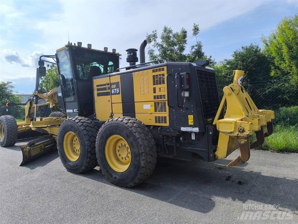 Komatsu GD 675-6 Motoniveladoras