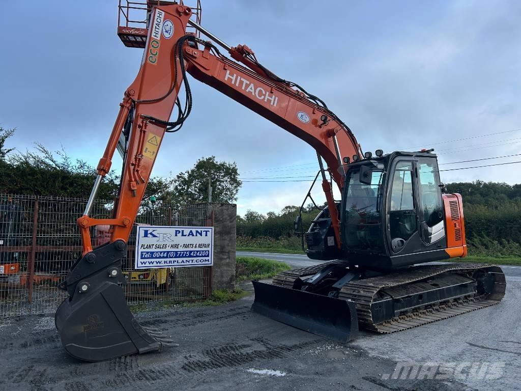 Hitachi ZX 135 US-6 Escavadoras de rastos