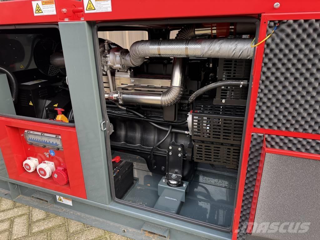 Bauer 110 KVA Geradores Diesel