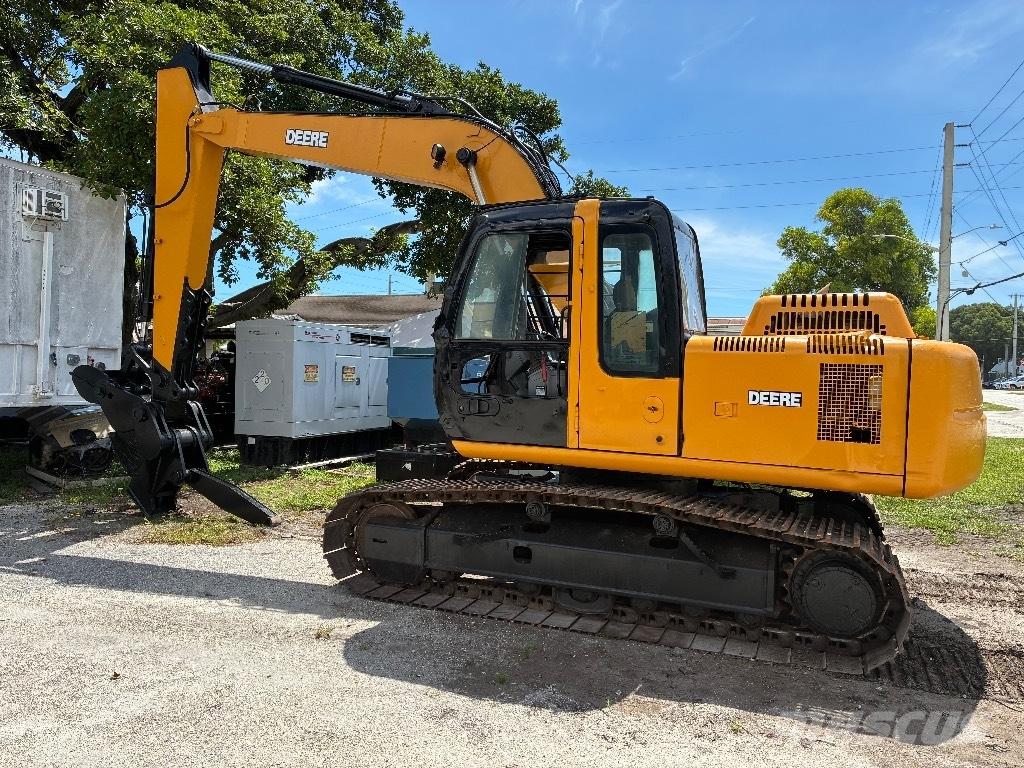 John Deere 160 C Escavadoras de rastos
