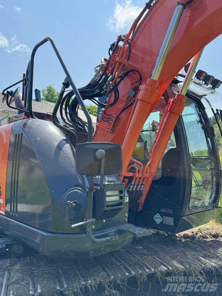 Hitachi ZX135USBL-6 Escavadoras de rastos