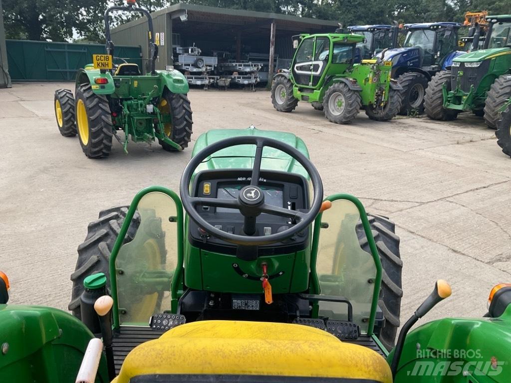 John Deere 5050E Tratores Agrícolas usados