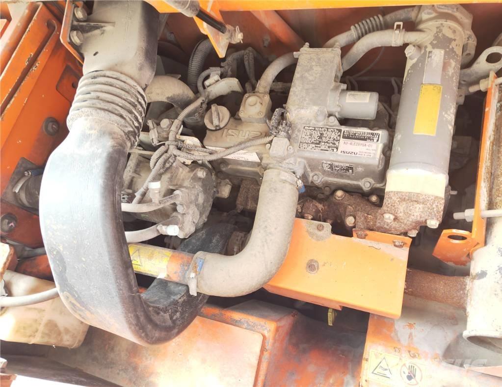 Hitachi ZX75US-3 Escavadoras Midi 7t - 12t