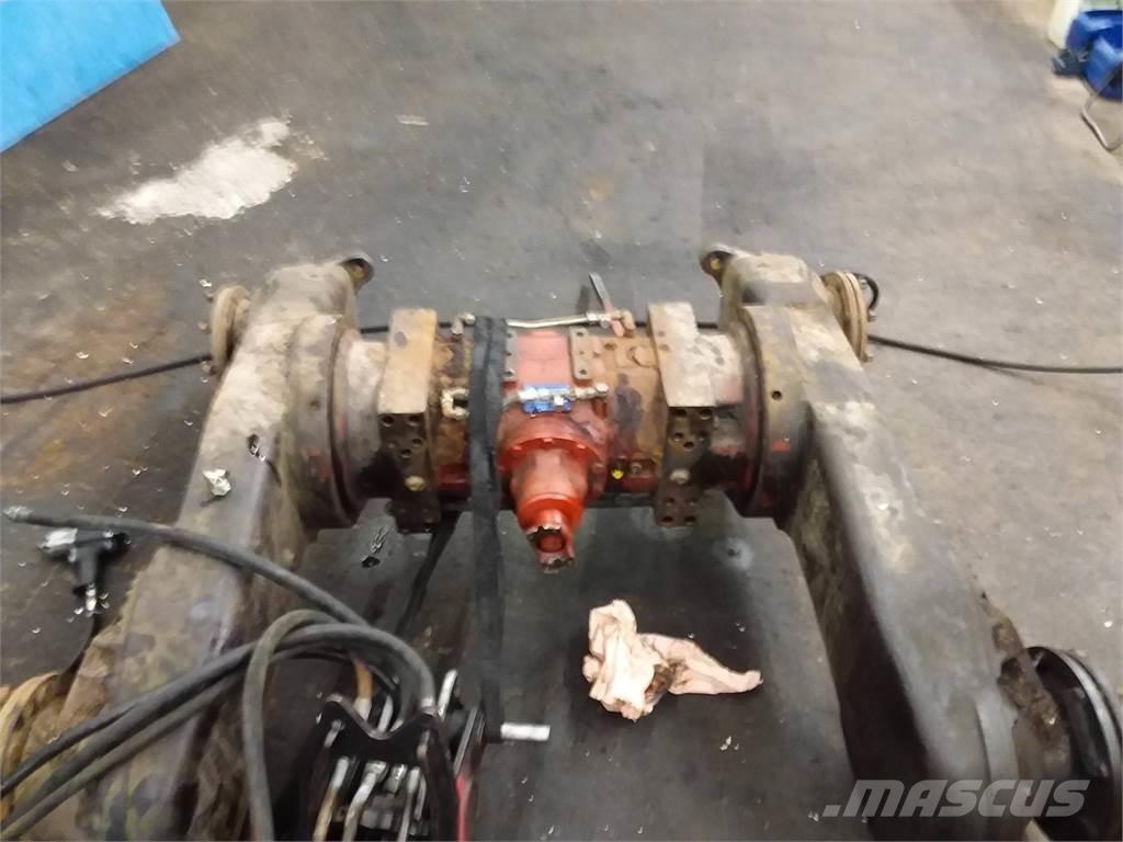 Valmet 820 Transmissão