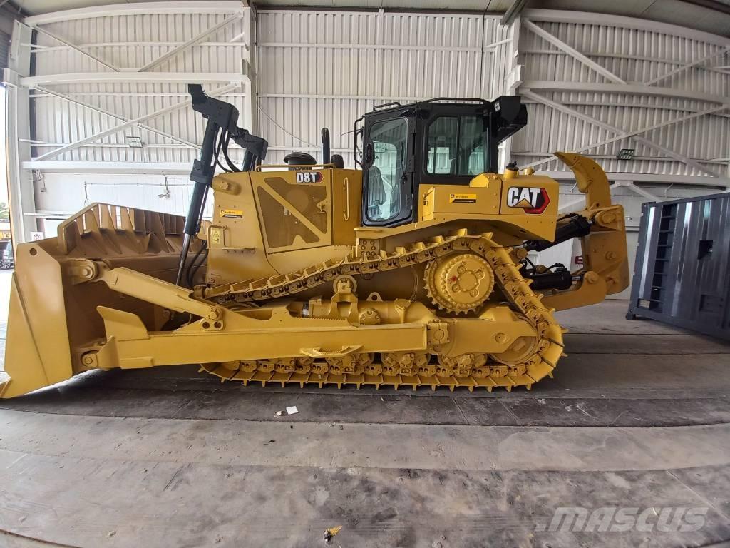 CAT D8T (Jebel Ali) Dozers - Tratores rastos