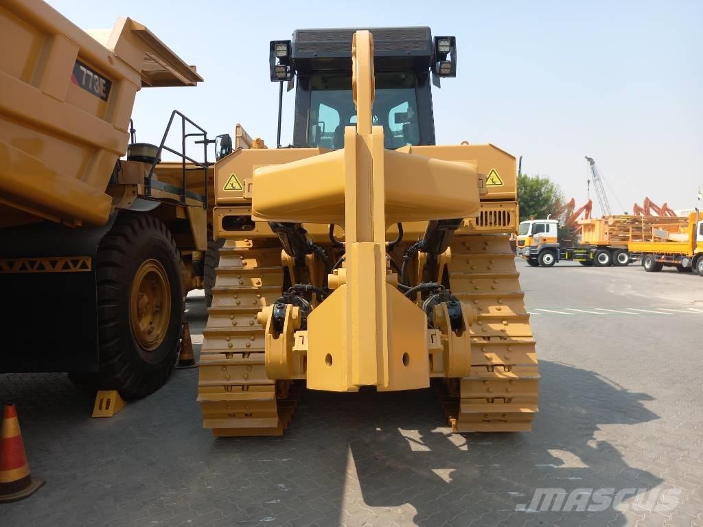 CAT D8T (Jebel Ali) Dozers - Tratores rastos