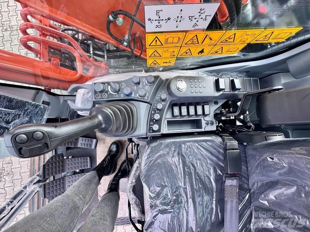 Hitachi ZX160LC-7 Escavadoras de rastos