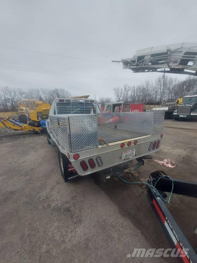 Ford F350 Outros