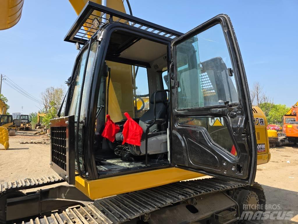 CAT 320 D 2 Escavadoras Midi 7t - 12t