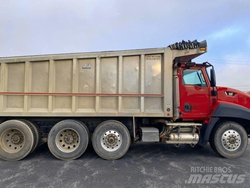 CAT CT 660 Camiões basculantes