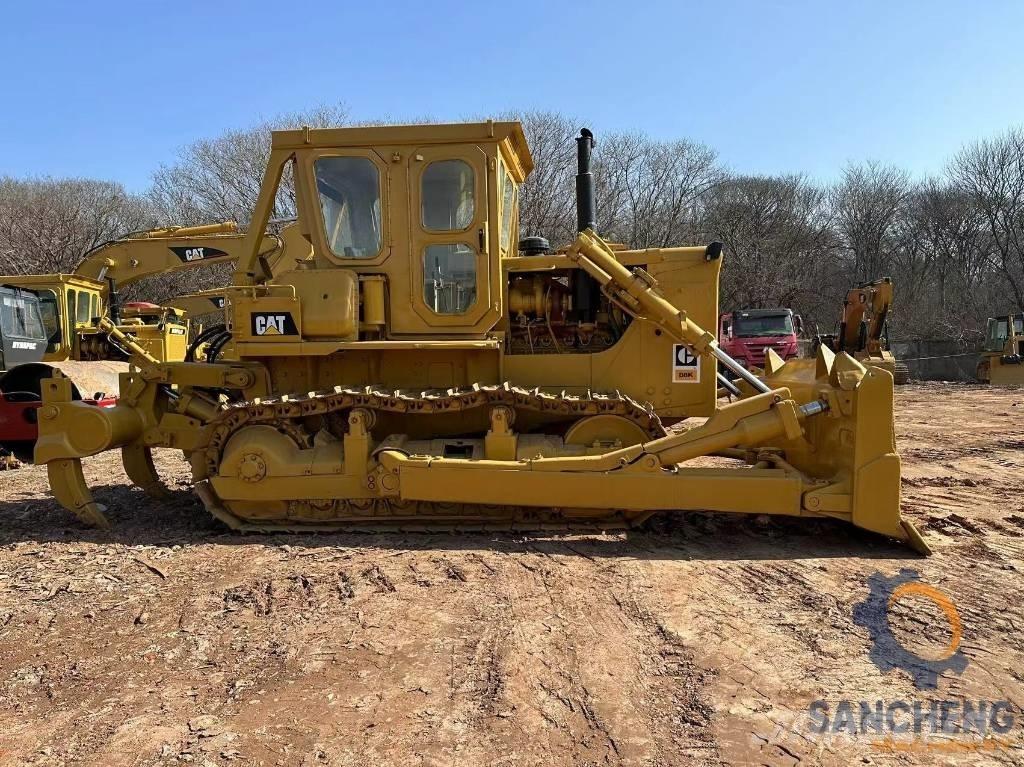 CAT D8K Dozers - Tratores rastos