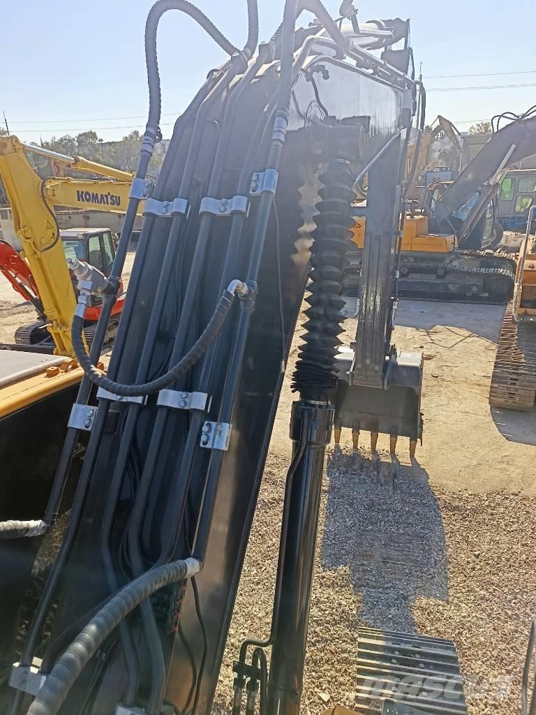 Hyundai 220LC-9s Escavadoras de rastos