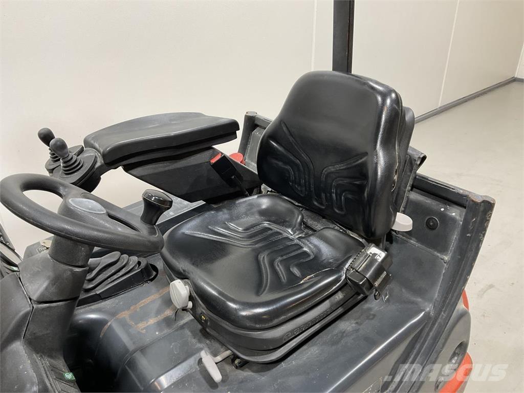 Linde E16C-02 Empilhadores eléctricos