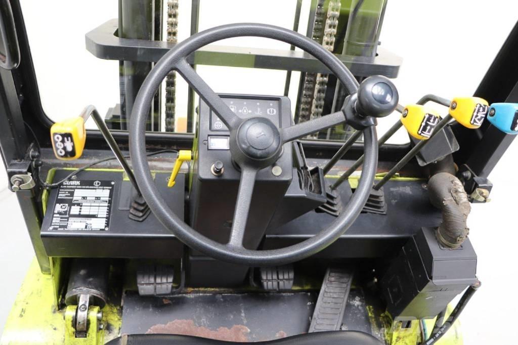 Clark GPX 40 Empilhadores a gás