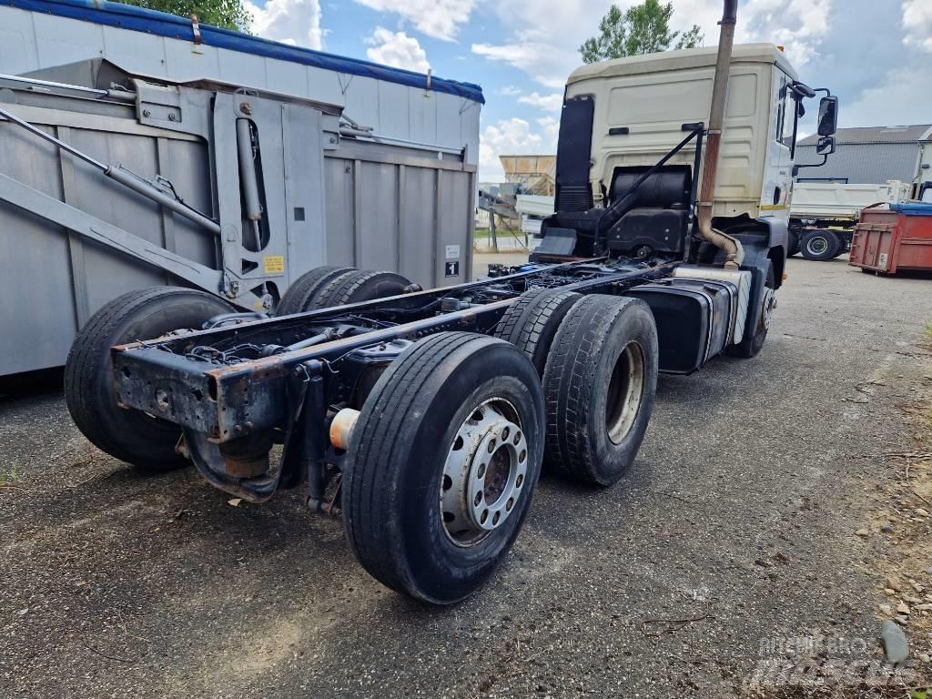 MAN 324.26 Camiões de chassis e cabine