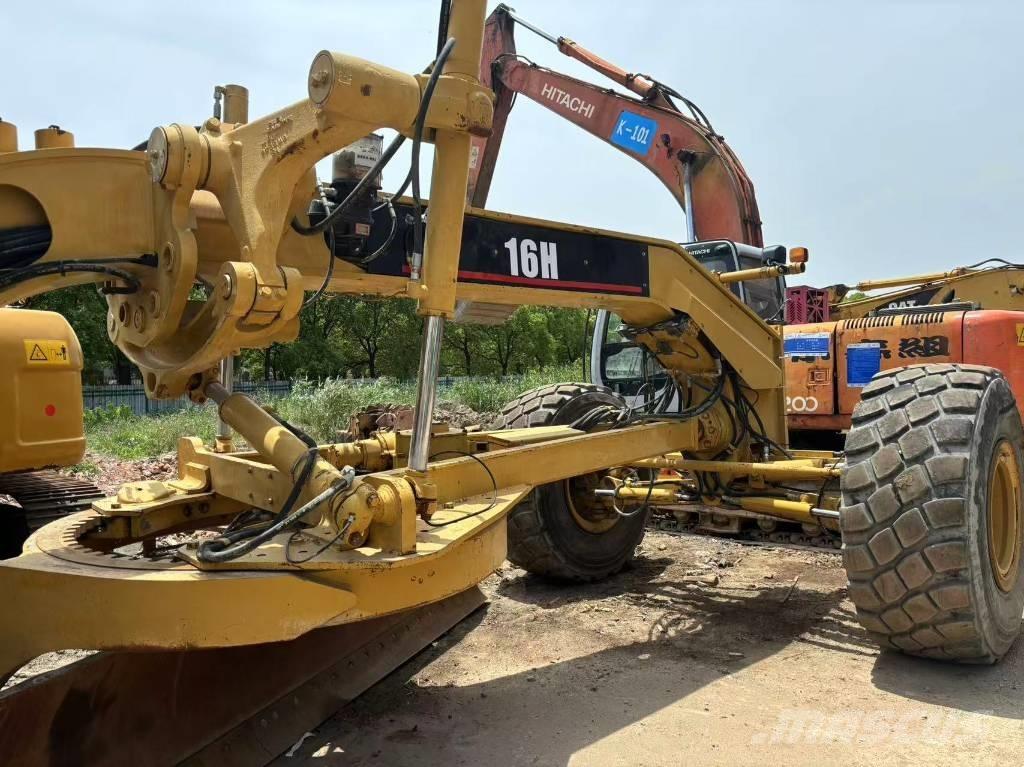 CAT 16 H Motoniveladoras