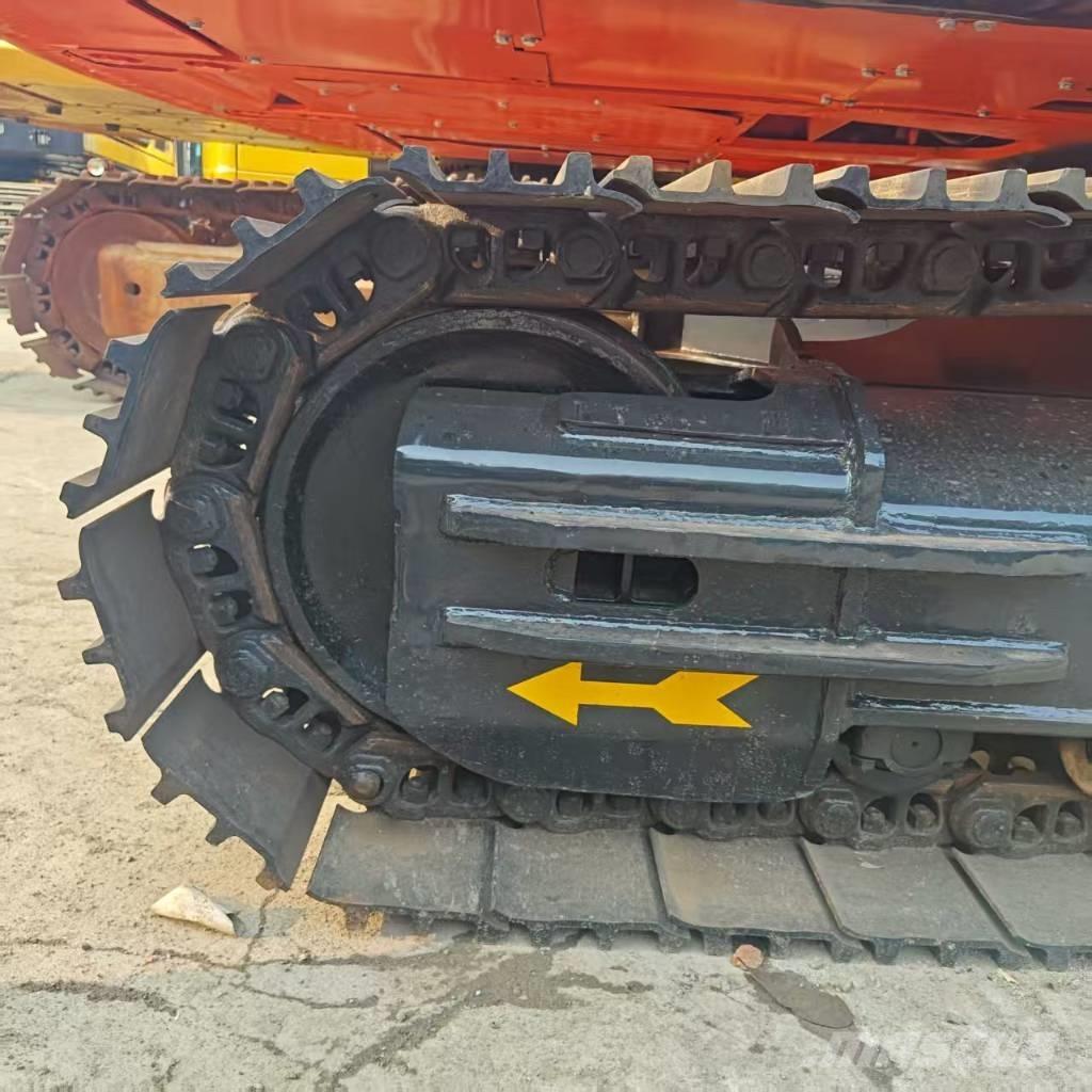 Doosan DX 300 LC Escavadoras de rastos